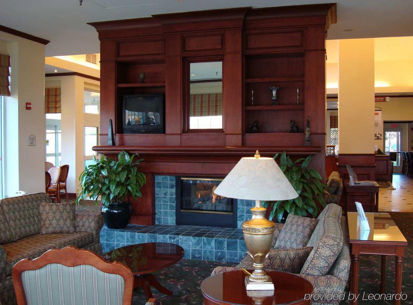 Hilton Garden Inn Fairfax Interior photo